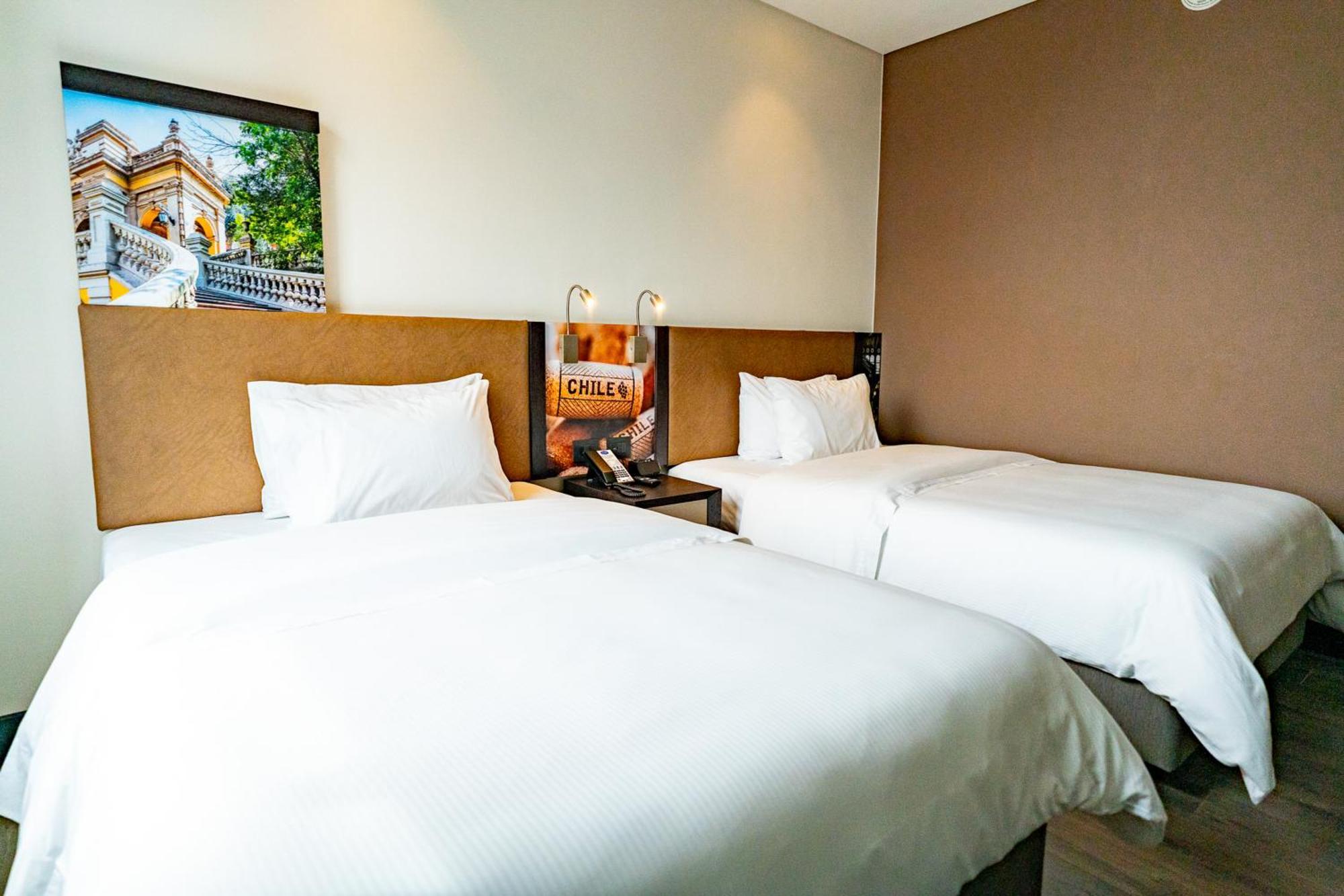Hampton By Hilton Santiago Las Condes Kültér fotó