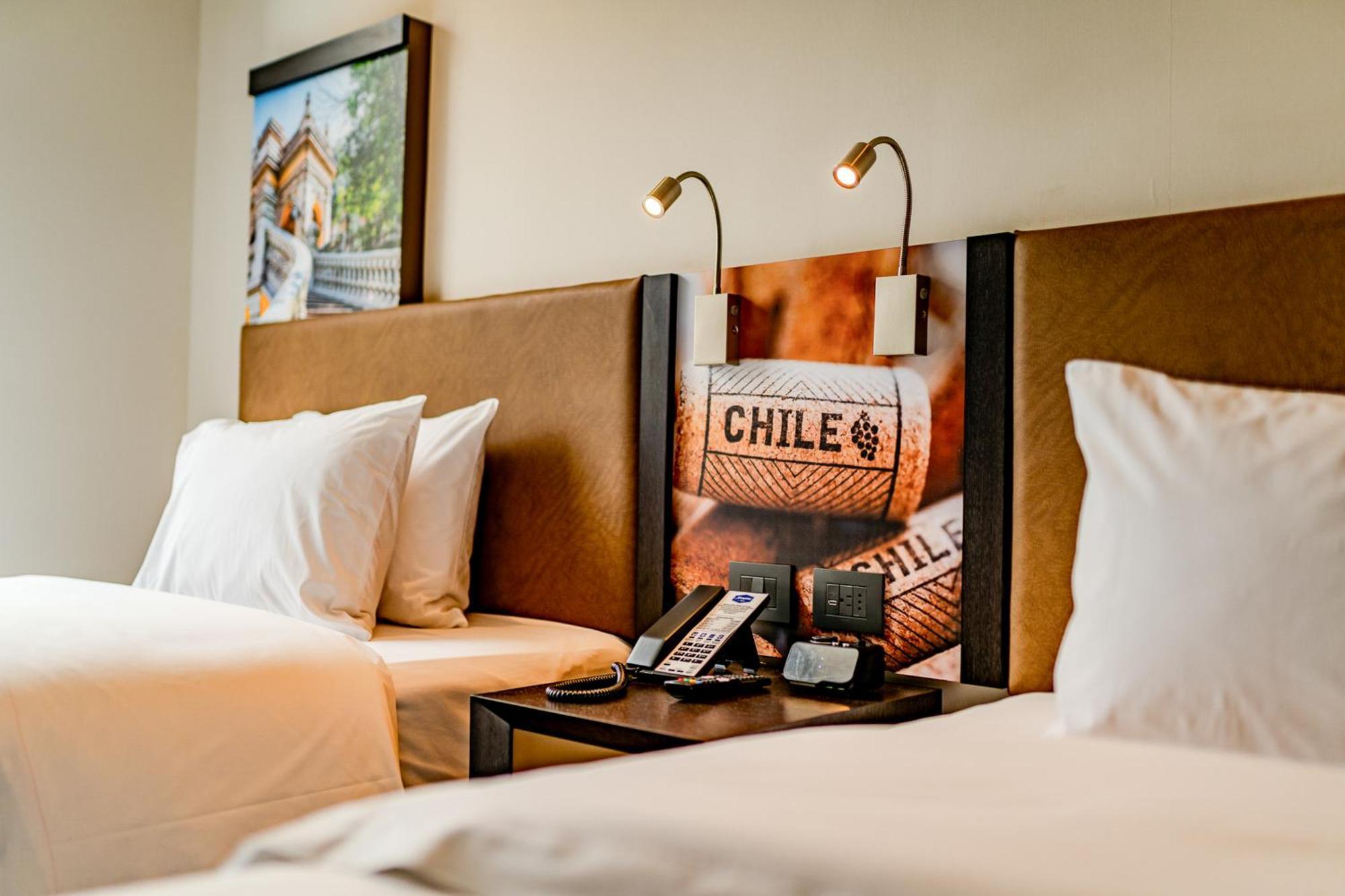 Hampton By Hilton Santiago Las Condes Kültér fotó