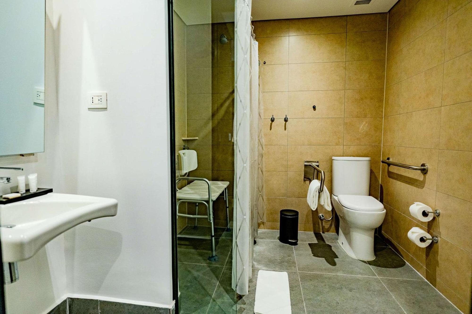 Hampton By Hilton Santiago Las Condes Kültér fotó