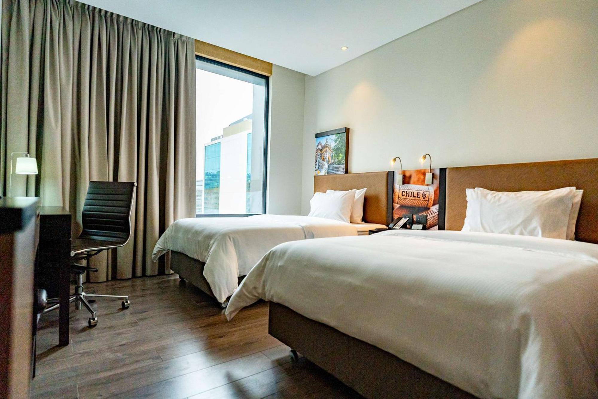 Hampton By Hilton Santiago Las Condes Kültér fotó